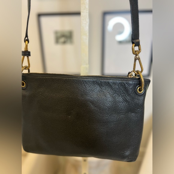 Henri Bendel Black Leather Crossbody with gold hardware - Picture 5 of 8
